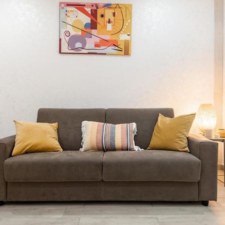 Yhellow Home Comfy Apartment Bari Exterior photo